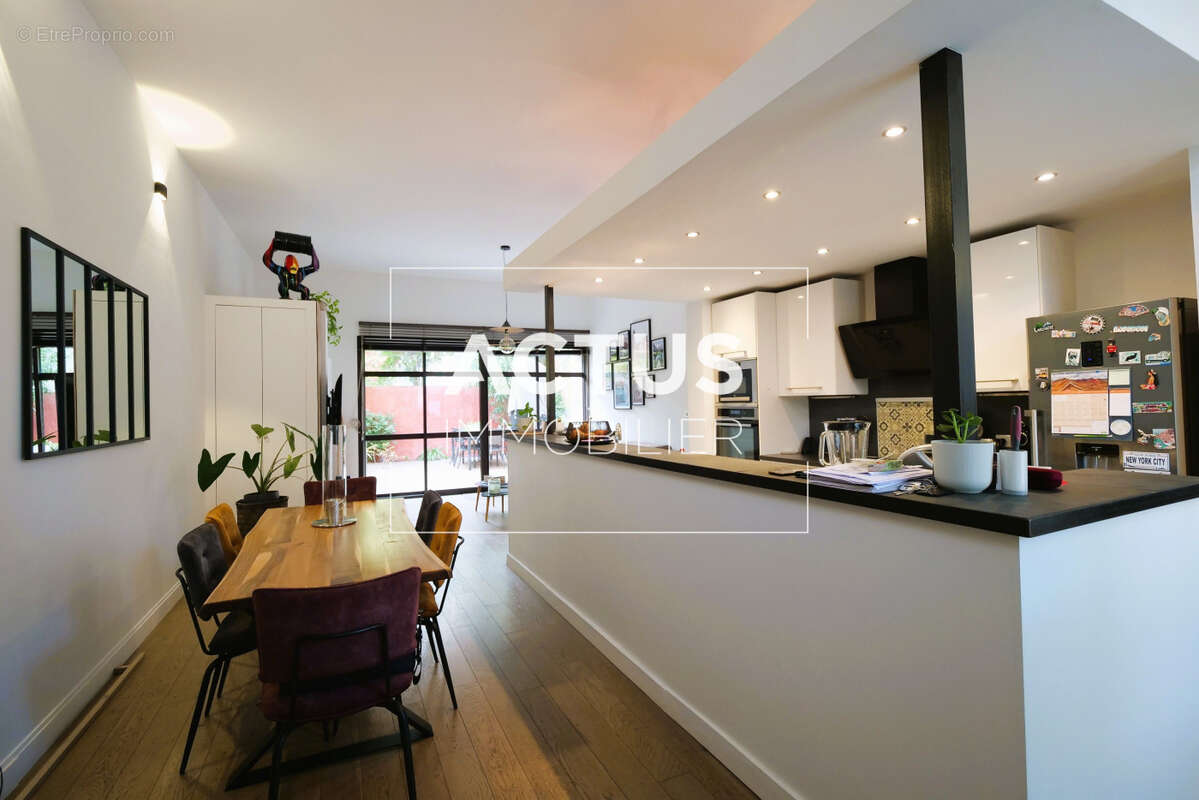 Maison à SALON-DE-PROVENCE