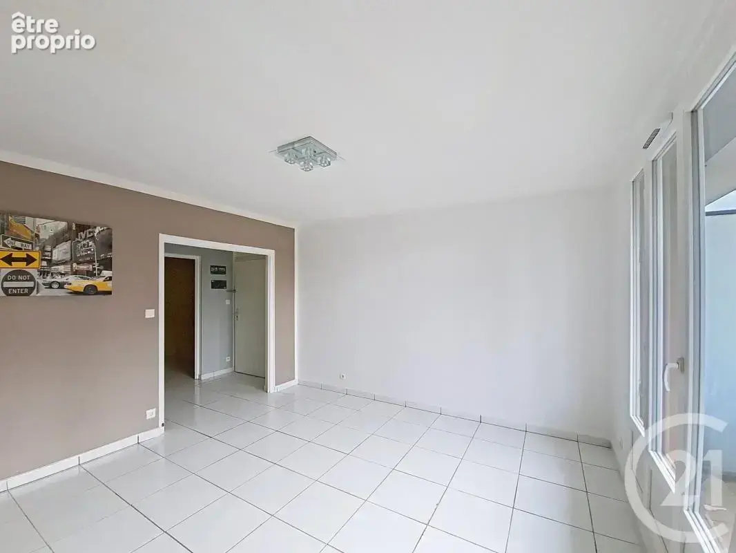 Appartement 3 pièces 67 m² à vendre à Feyzin (69320) - photo 7