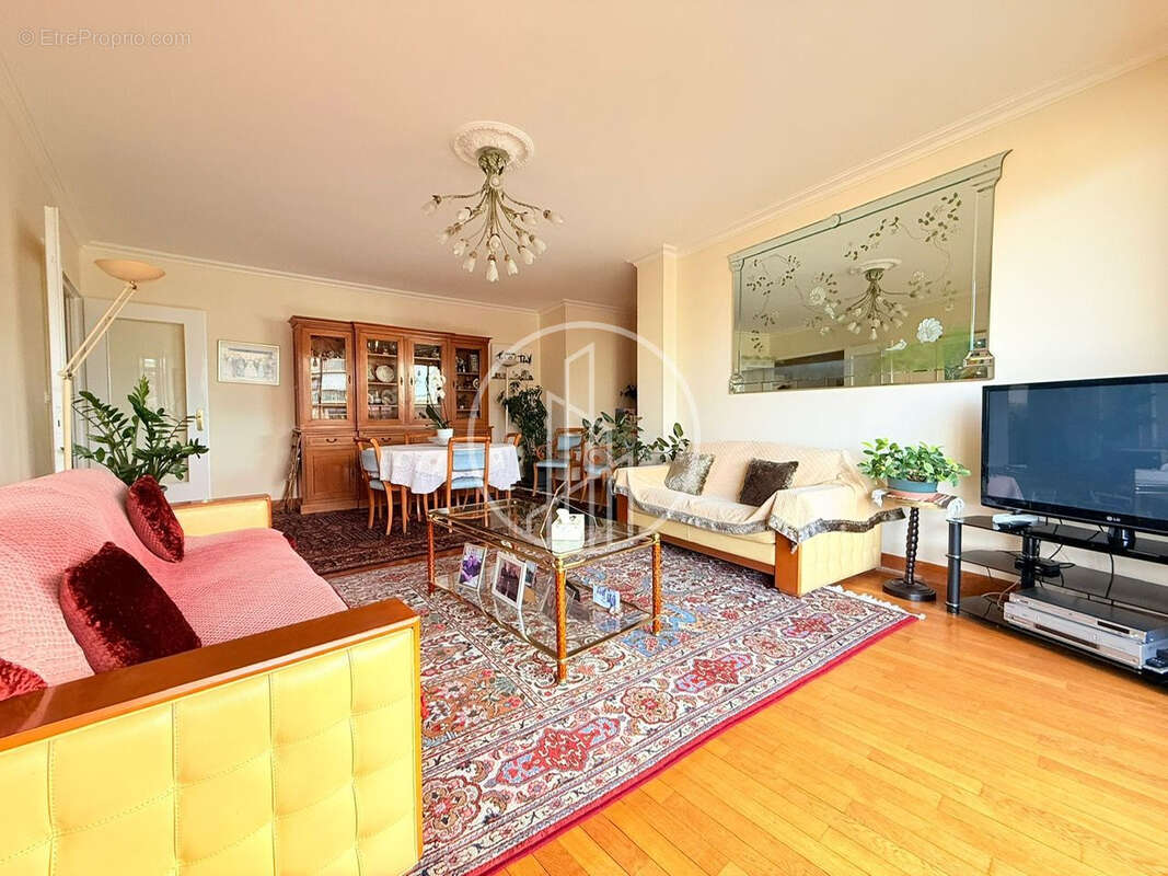 Appartement à SAINT-CLOUD