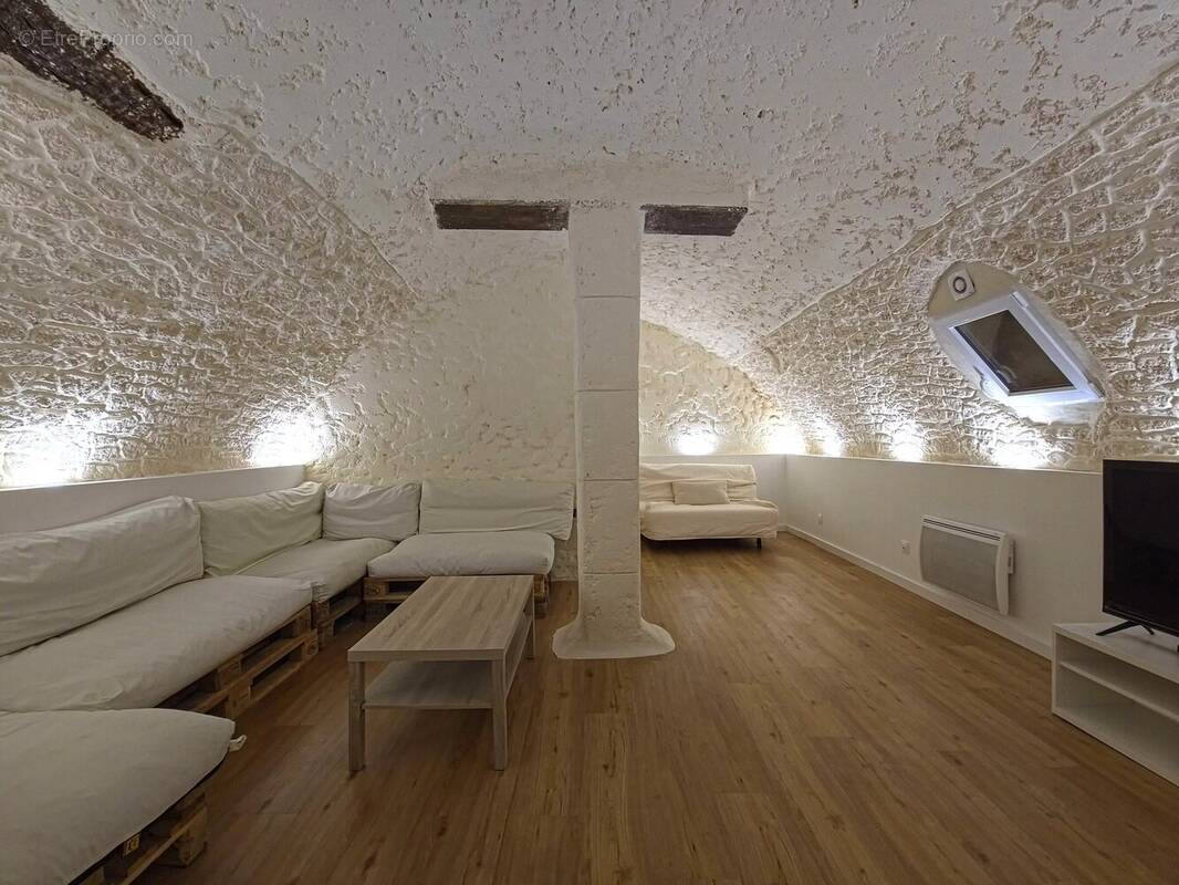 Appartement à AUBAGNE