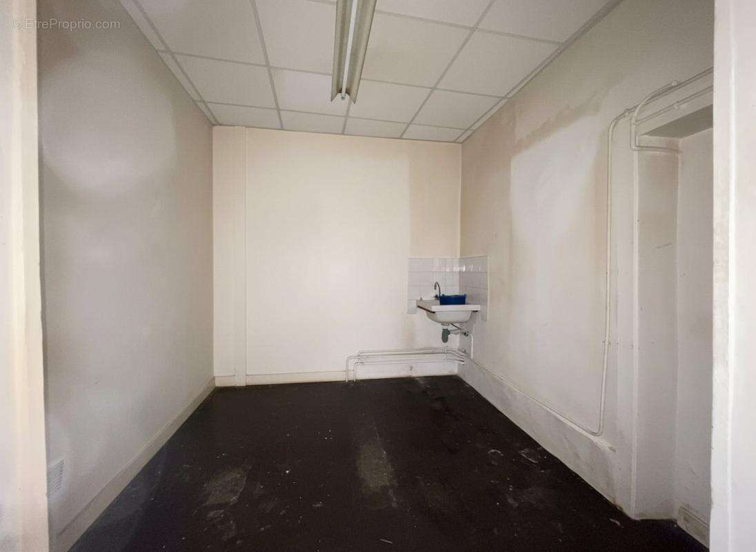 Commerce à AURILLAC