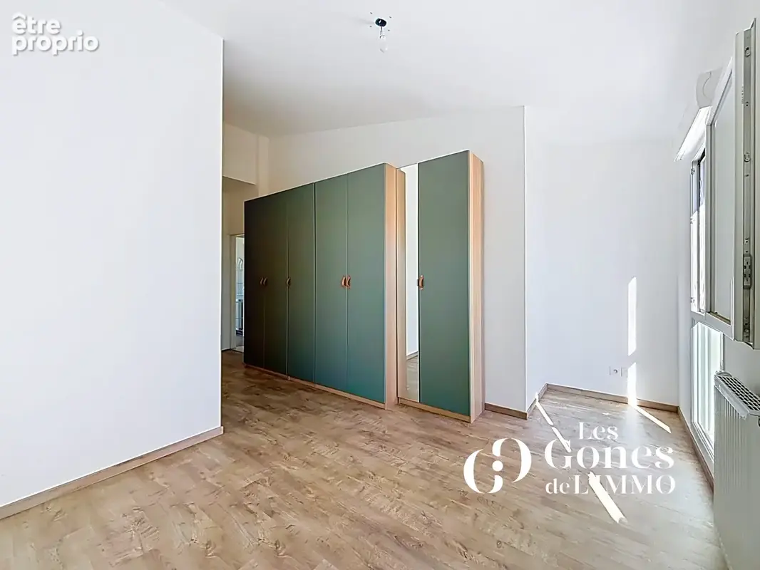 CRAPONNE   Un duplex familial de 102 m2 avec 3 chambres et deux terrasses - photo 9