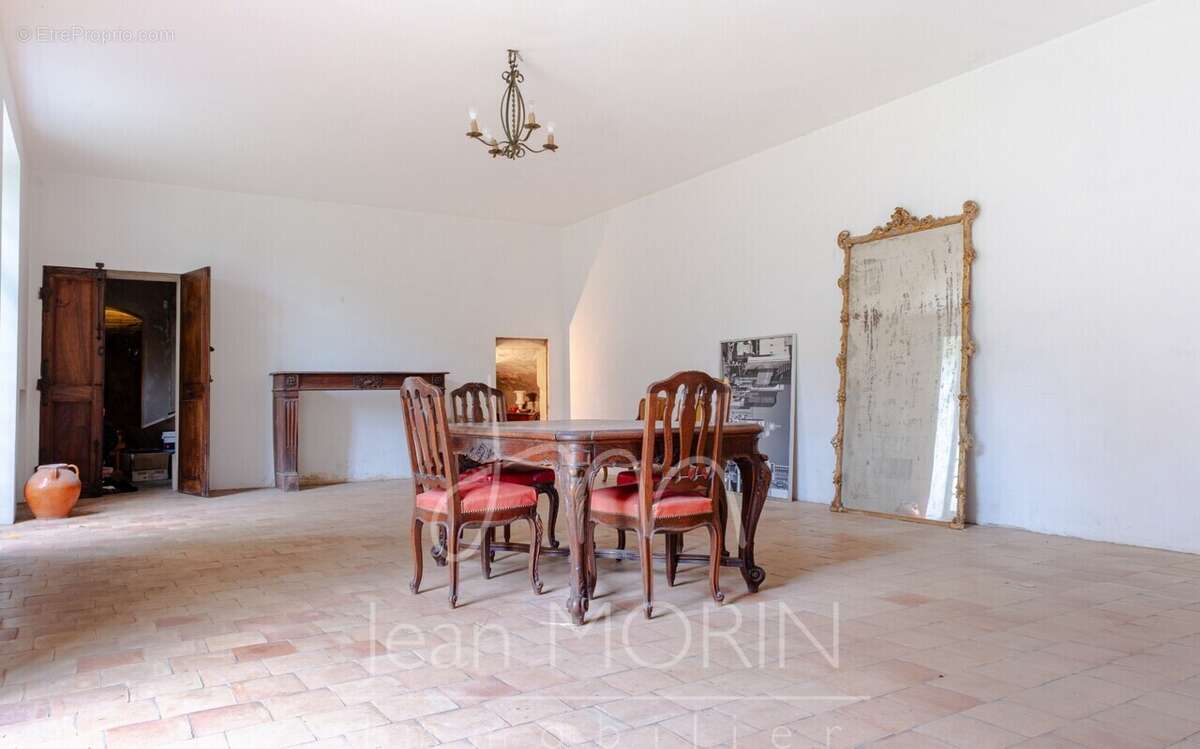 Maison à BOURG-LES-VALENCE