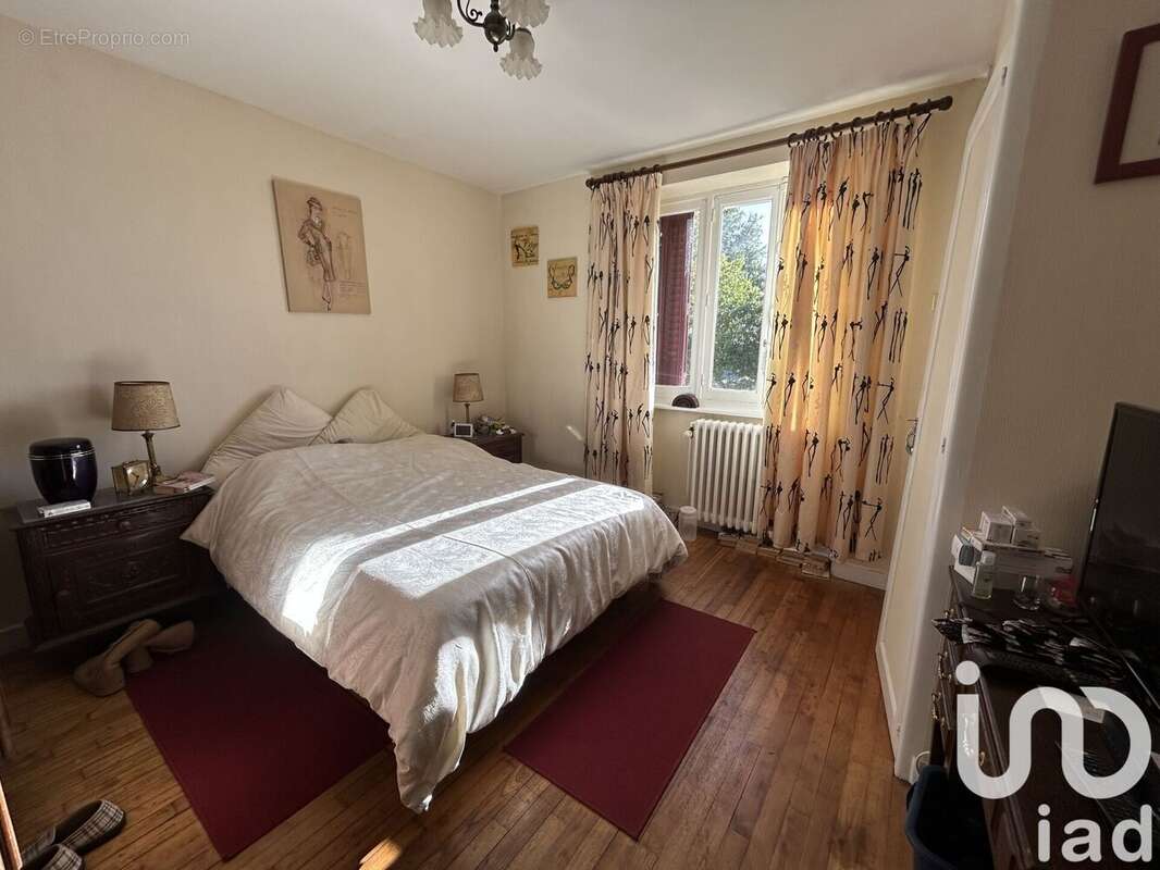 Photo 6 - Maison à GUILLAC