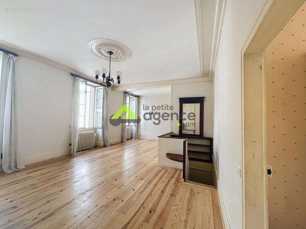 Appartement à AUBUSSON