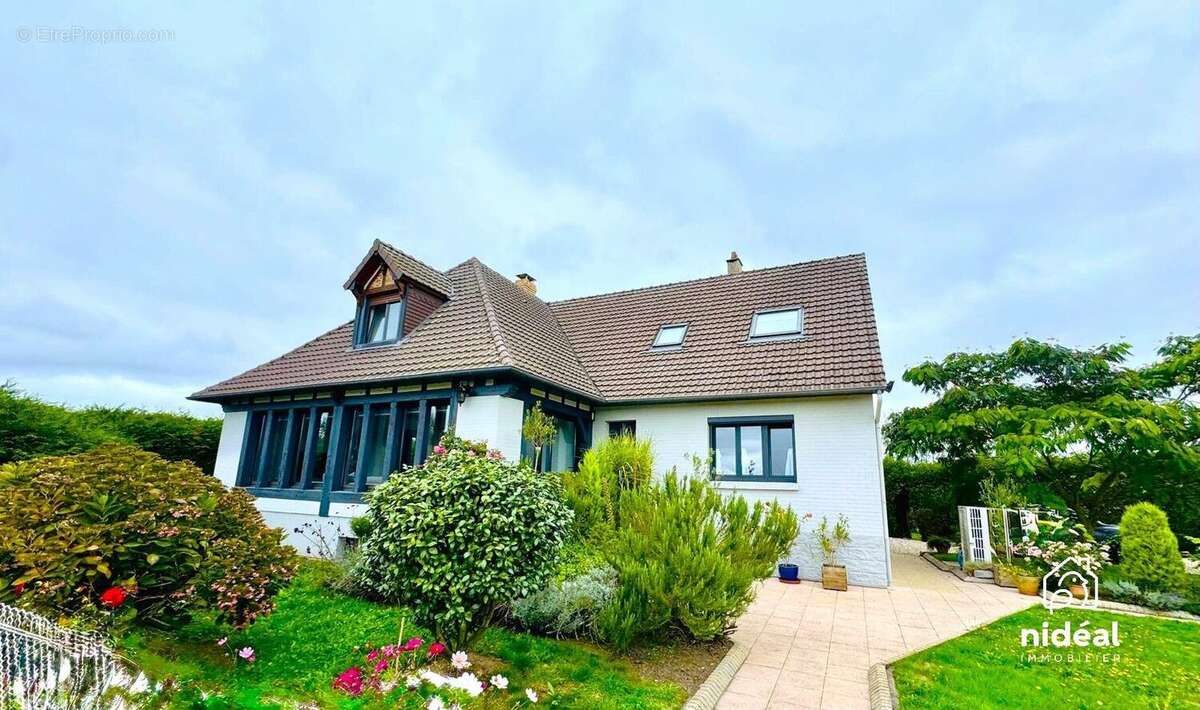 Maison à SAINTE-MARGUERITE-SUR-DUCLAIR