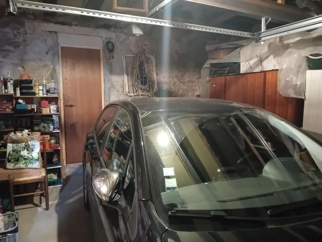 Garage - Maison à CAHORS