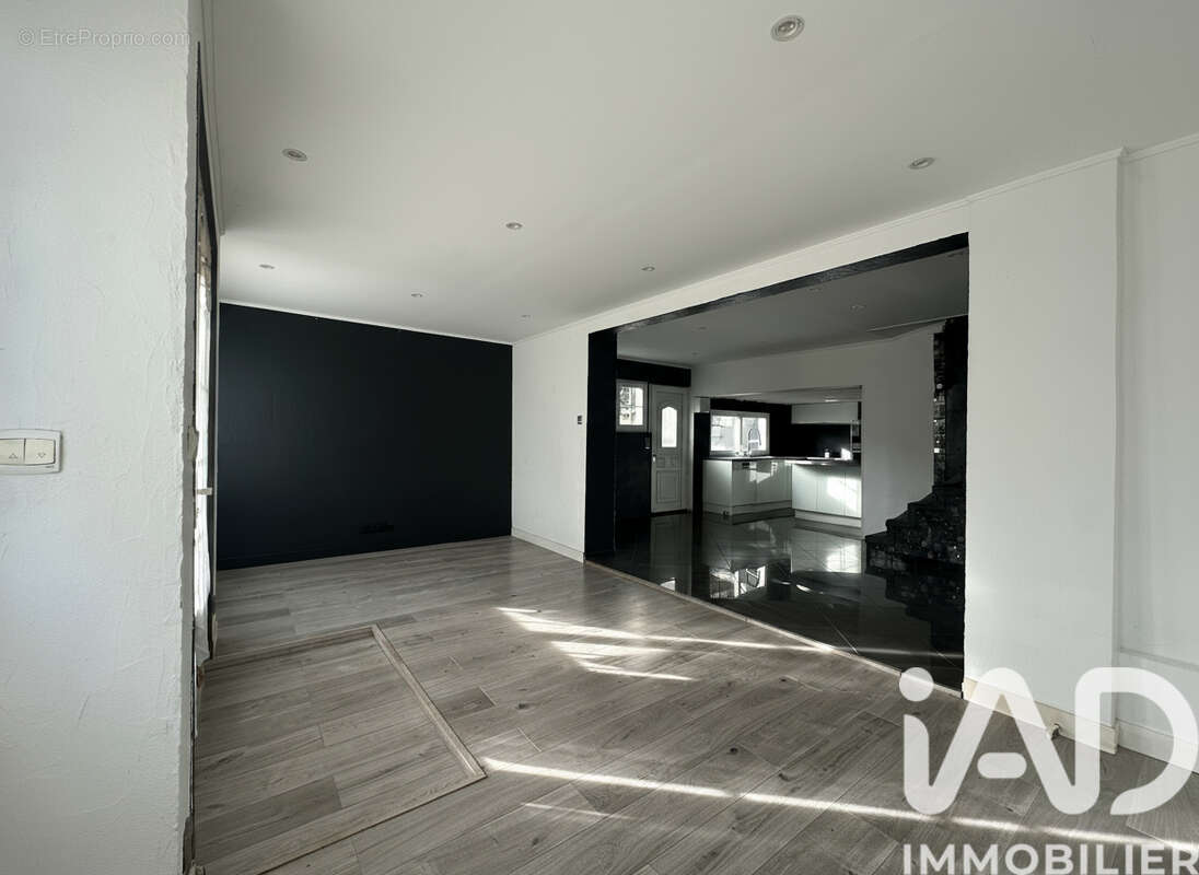 Photo 2 - Maison à PRECY-SUR-MARNE