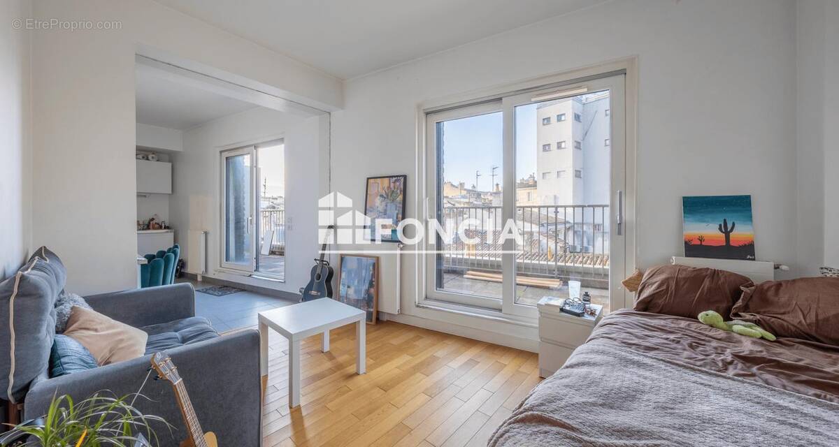 Appartement à BORDEAUX