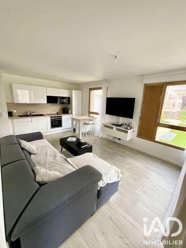 Appartement 42 m² à Arpajon  - photo 2