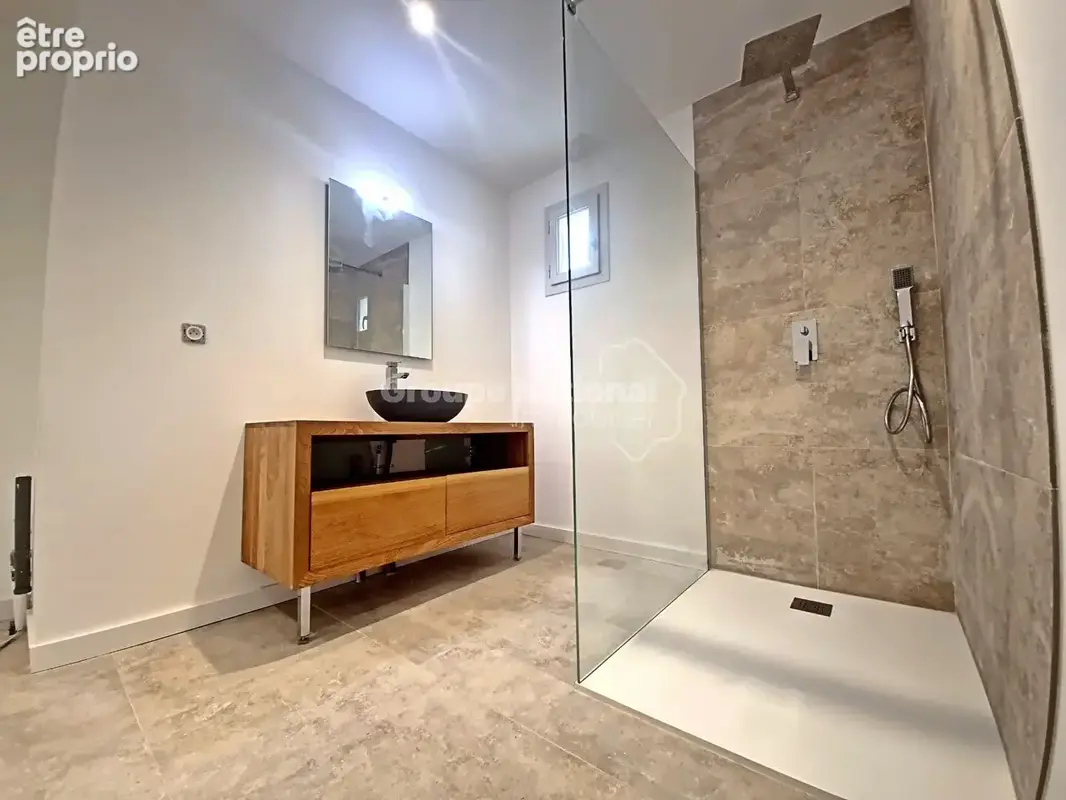Maison entierement rénovée 4 pièces / piscine - photo 9