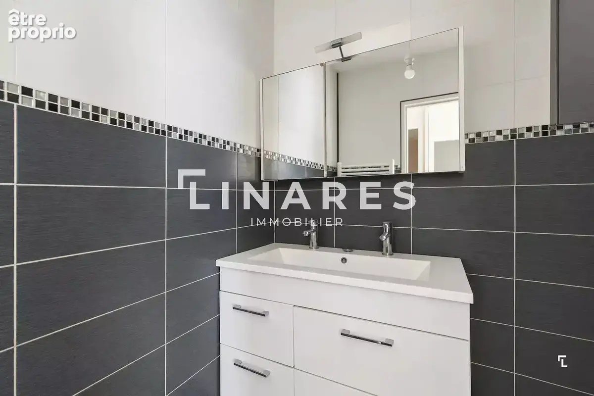 LE FAMILIAL - Appartement T4 de 73m2 - Balcon - Loggia - 13011 Les Caillols - photo 12