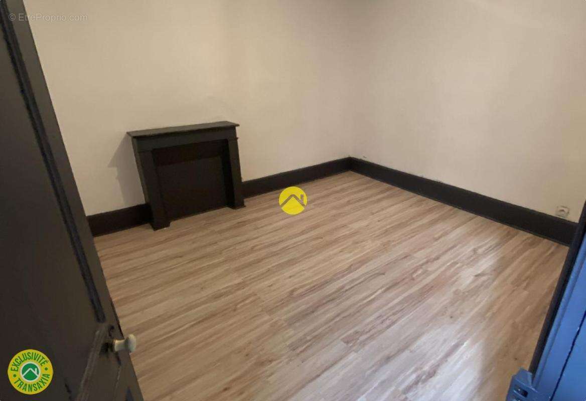 Appartement à BOURBON-L'ARCHAMBAULT