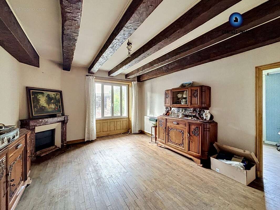 Maison à ALLASSAC