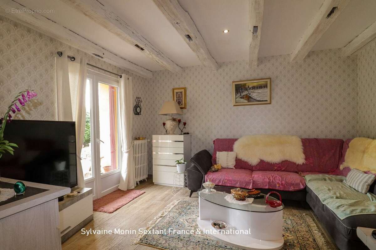 Maison rénovée de plain-pied avec jardin au calme - photo 11
