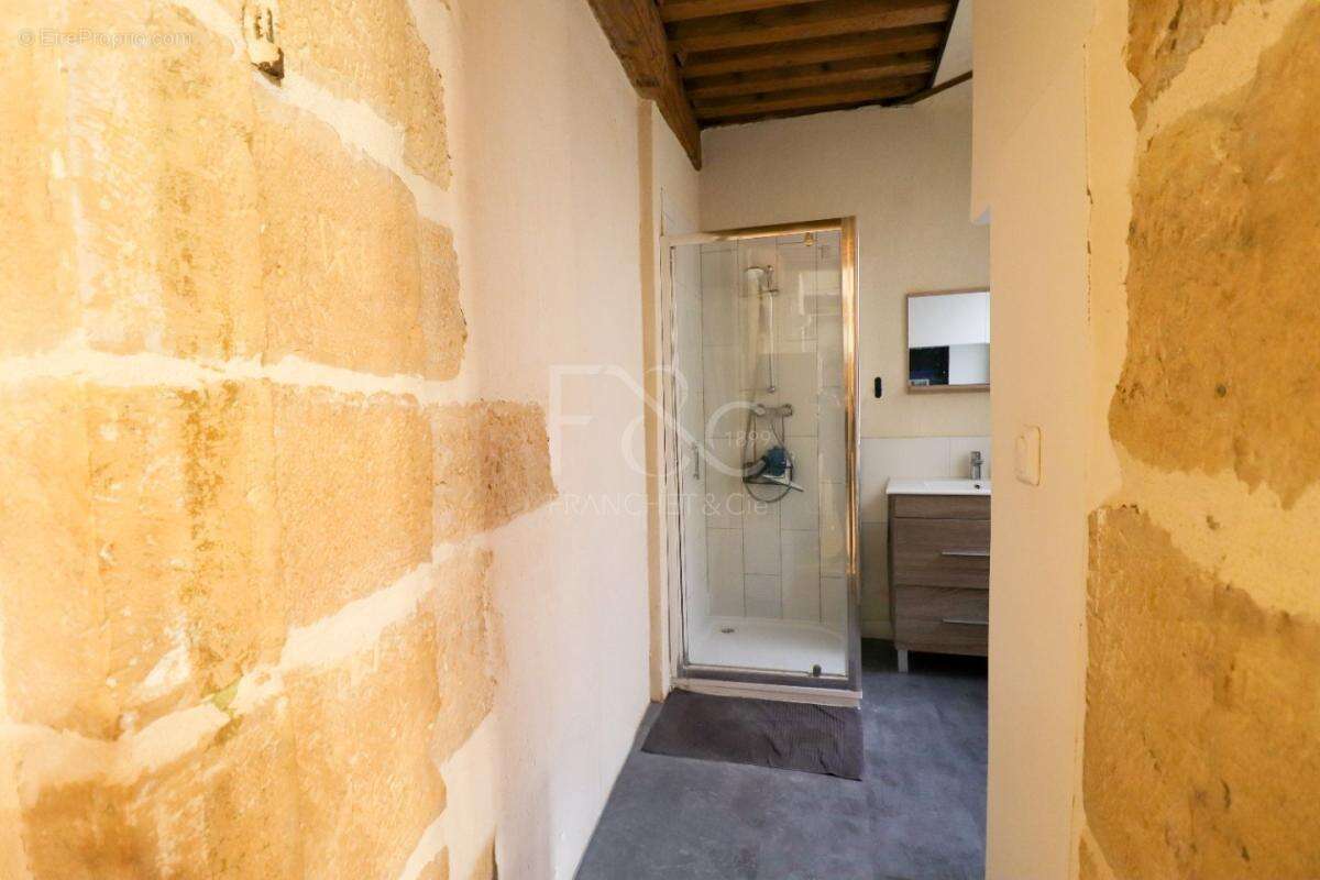 Appartement à LYON-1E