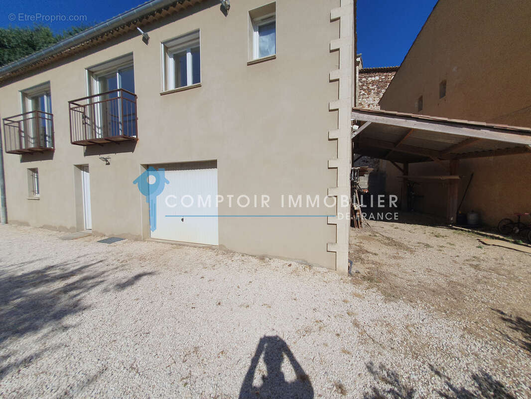 ENTRE UZES ET BAGNOLS SUR CEZE : Villa récente 4 chambres avec garage et petite piscine - photo 17