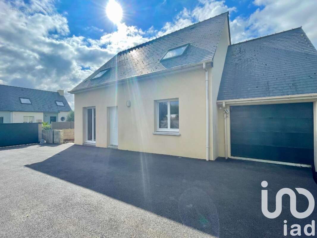 Photo 2 - Maison à LANDEVANT