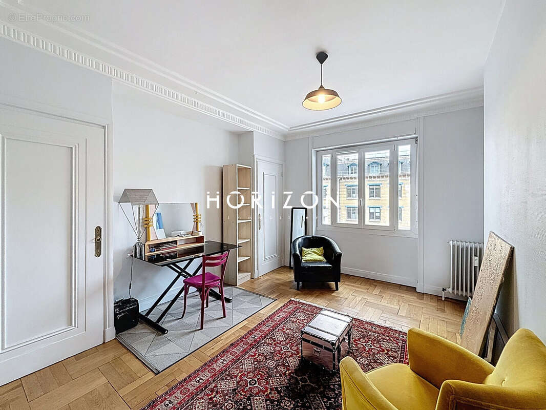 Appartement à LYON-8E