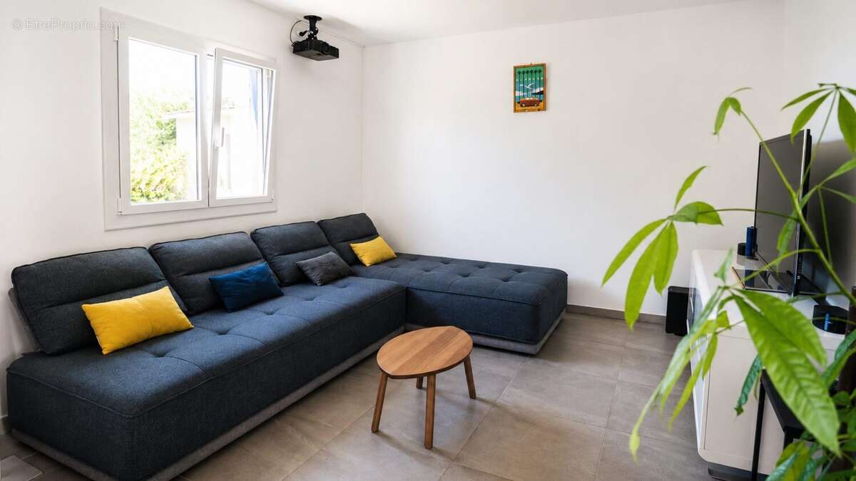 Maison 150 m² à Sainte-Marie  - photo 9