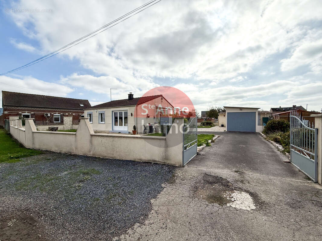 Maison à FRESNOY-LES-ROYE