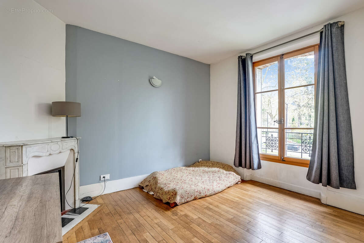 Maison à PARIS-20E