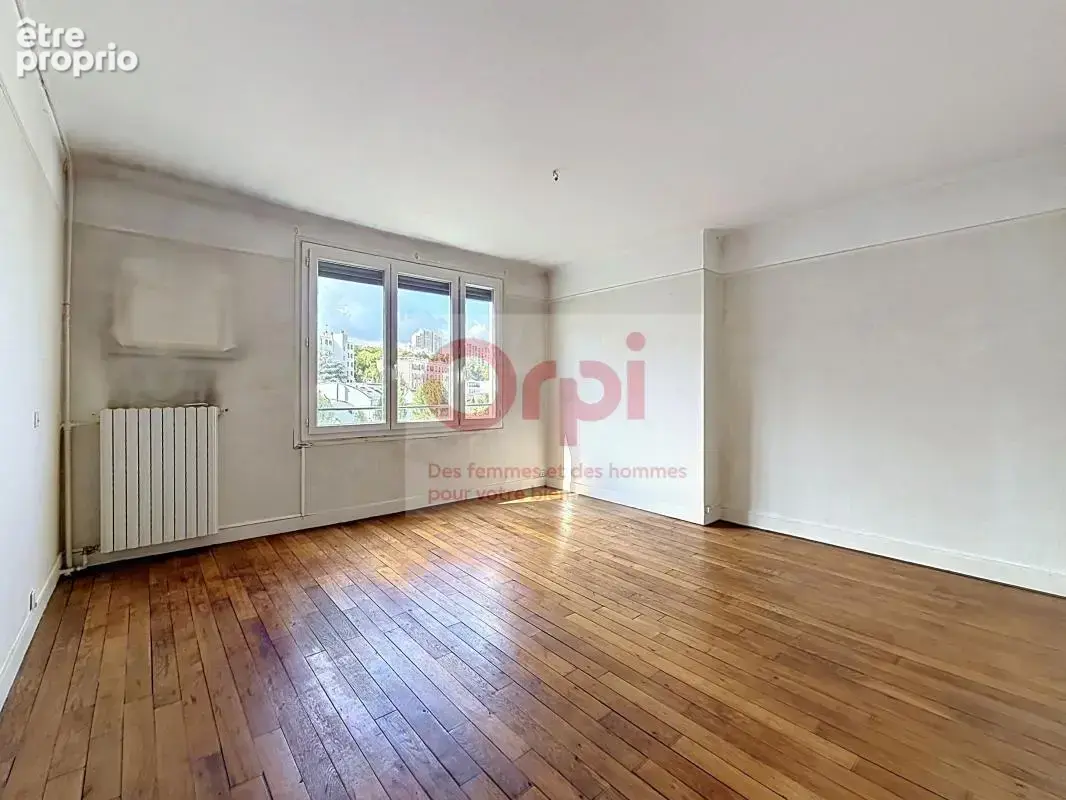 Appartement à ISSY-LES-MOULINEAUX