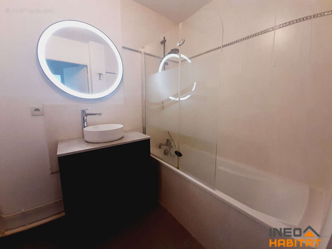 Appartement à MELESSE