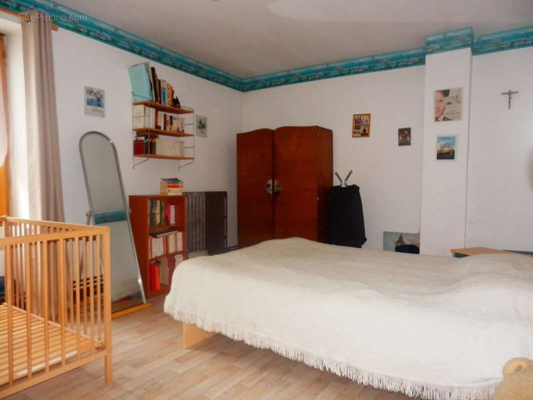 Maison à LA CHAPELLE-REANVILLE