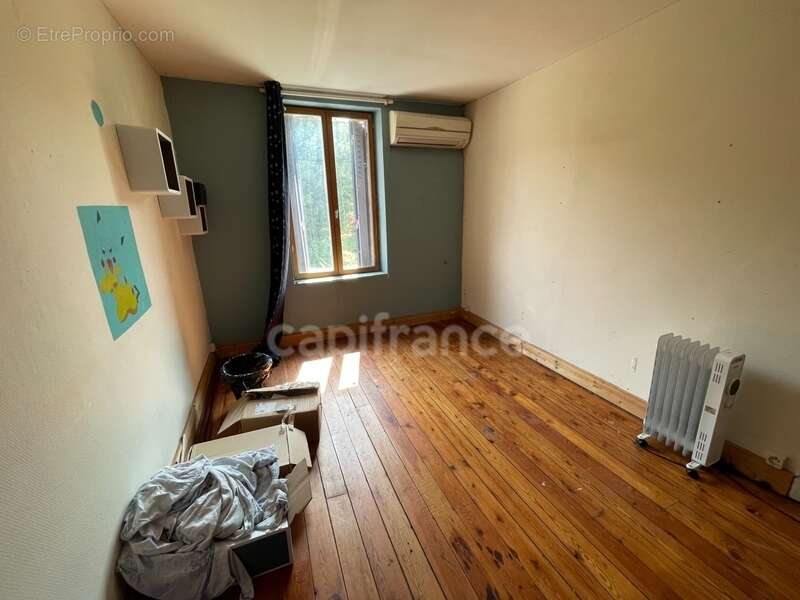 Maison à SAINT-QUENTIN