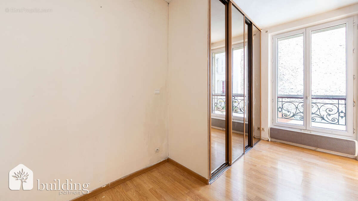 Guy Môquet Paris 18ème - Appartement 2 pièces 26,83 m² - photo 2