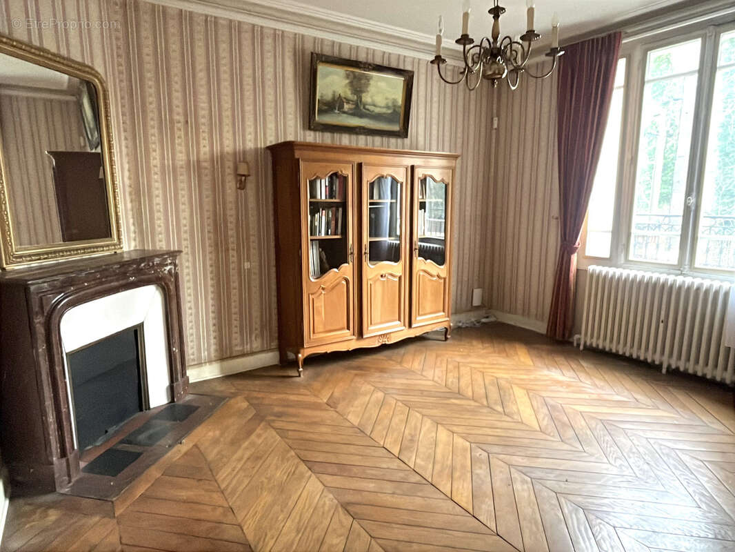 Maison à LIANCOURT