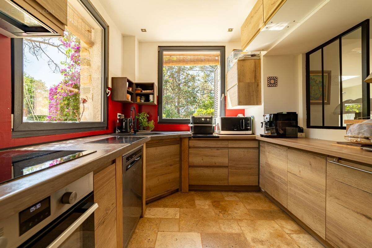 Maison 130 m² à Nimes  - photo 9