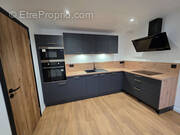 Maison à CREVECOEUR-LE-GRAND