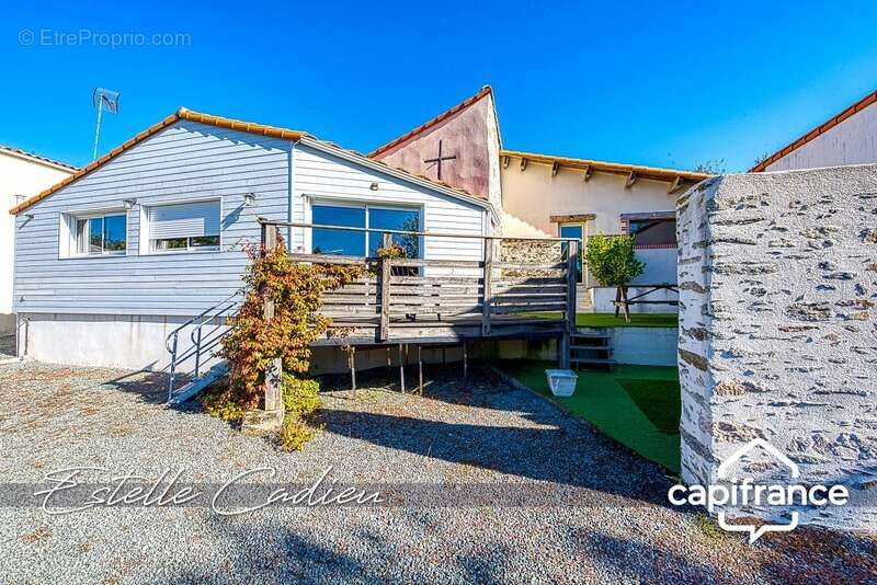 Maison à ROCHETREJOUX