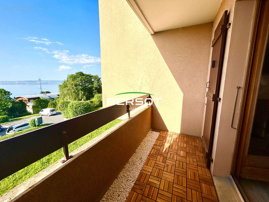 Appartement à EVIAN-LES-BAINS