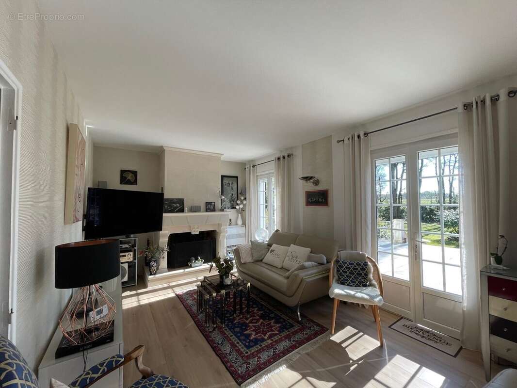 Maison à VEIGNE