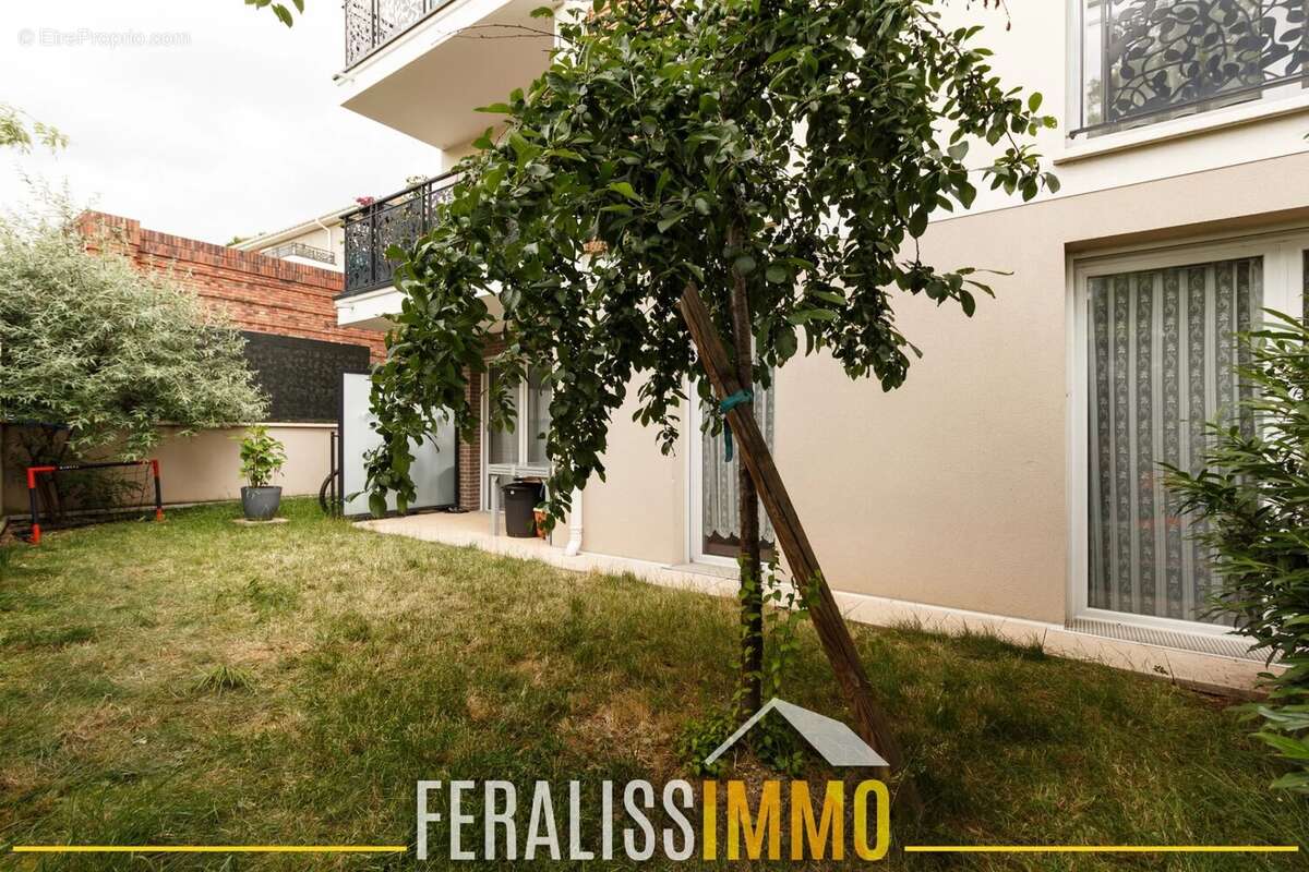Appartement à JOUY-LE-MOUTIER