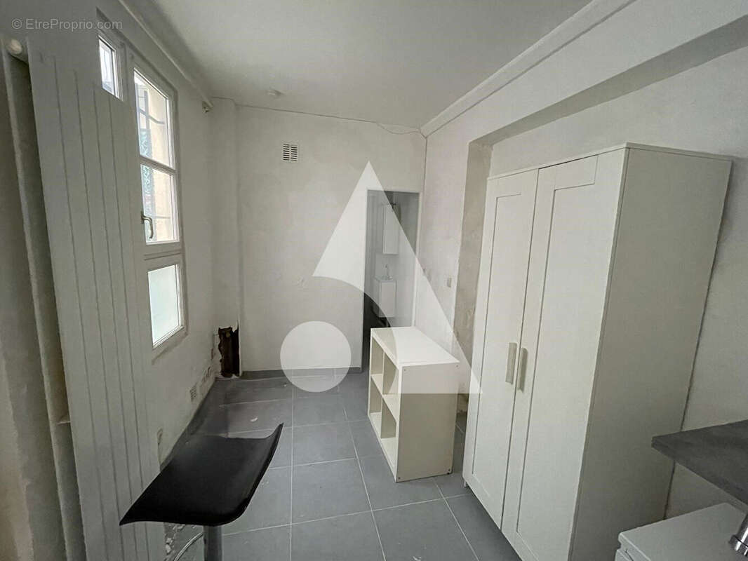 Appartement à PARIS-20E