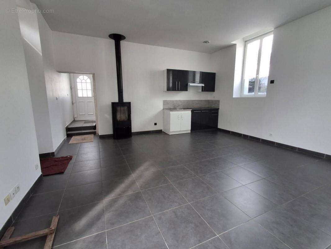 Maison à ISSE