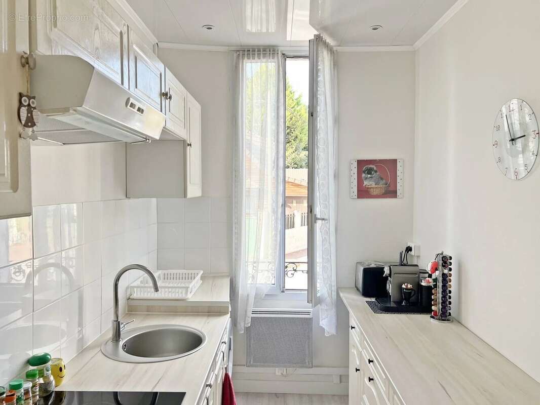 Appartement à SAINT-MAUR-DES-FOSSES