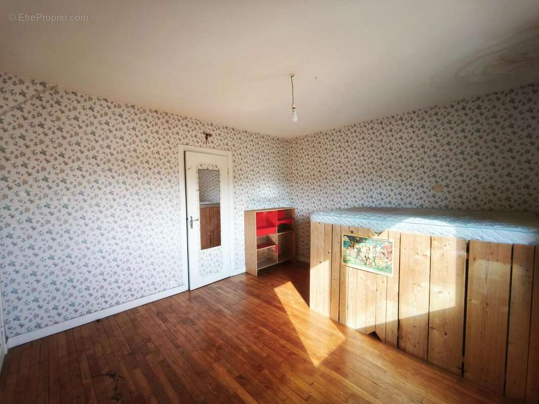 Maison 127 m² à Plouneour-Menez  - photo 6
