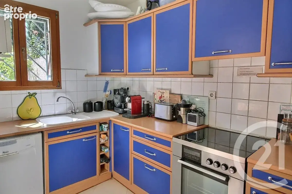 Maison 135 m² à Biot  - photo 4