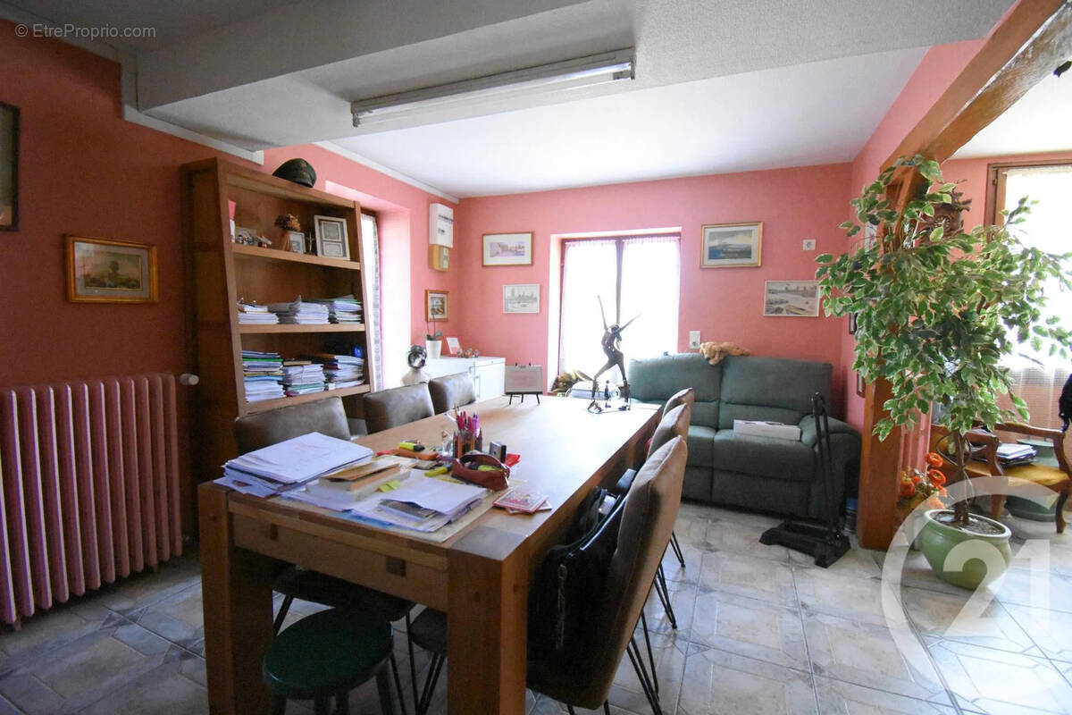 Maison à CUSSET