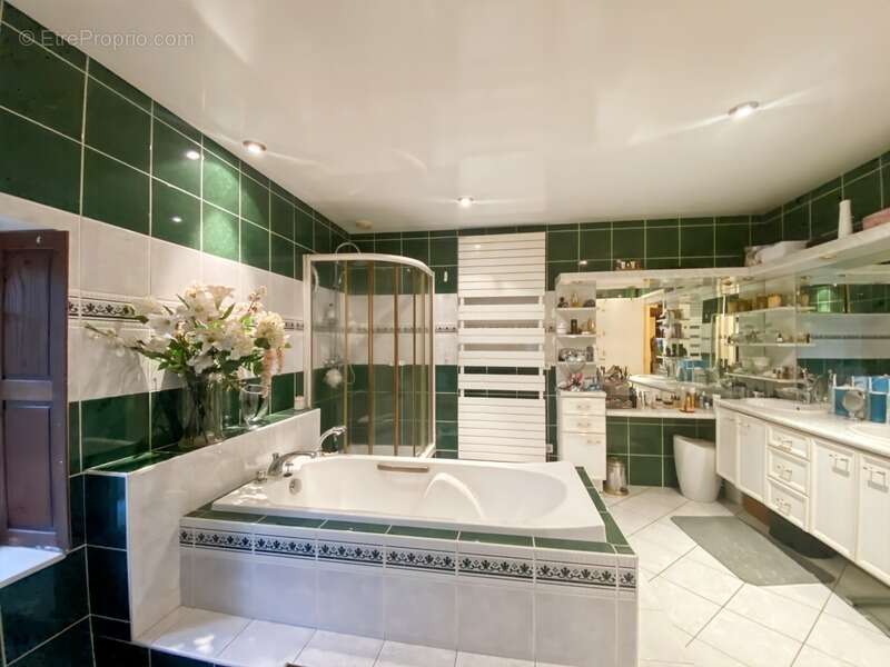 Maison à CHATELLERAULT