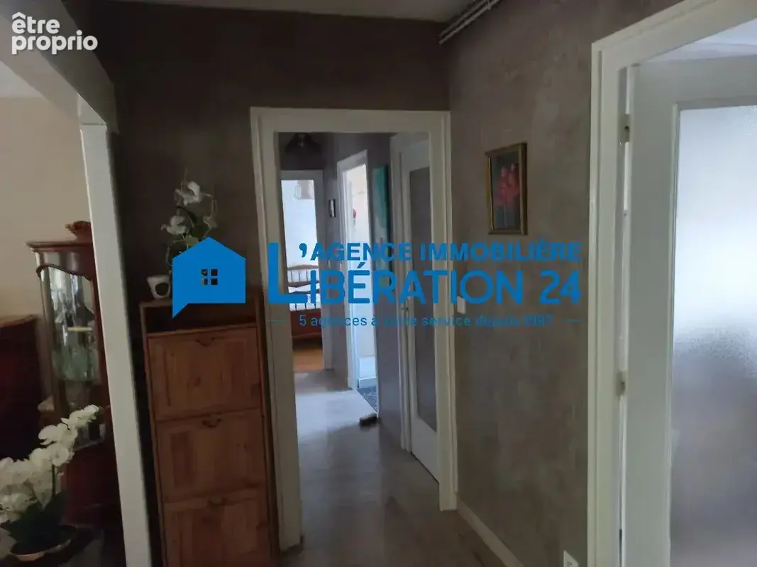 Bel appartement 4 pièces de 82 m² à Rive-de-Gier - photo 10