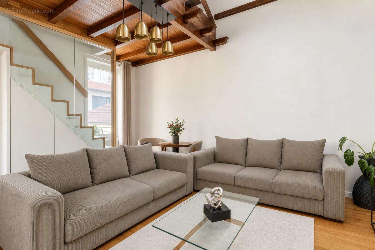 Maison à LYON-8E