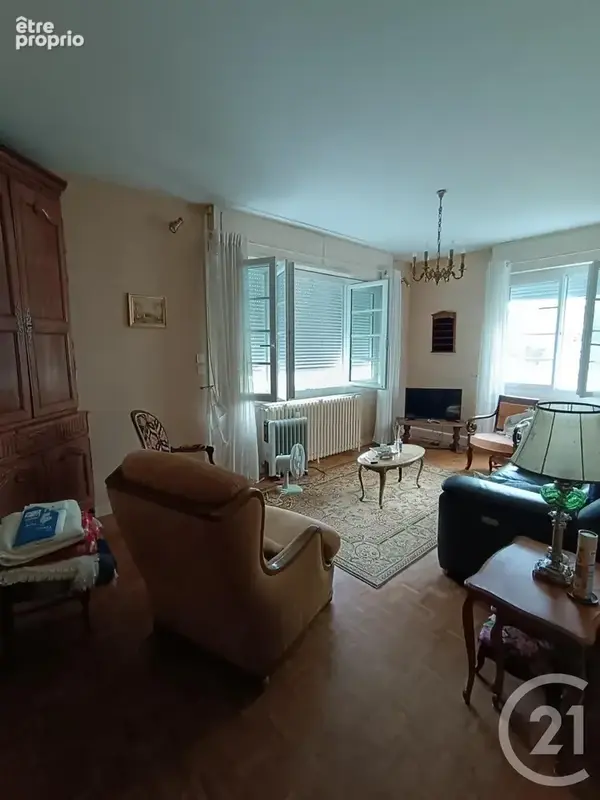 Maison 8 pièces 171 m² à vendre à Coutras (33230) - photo 2