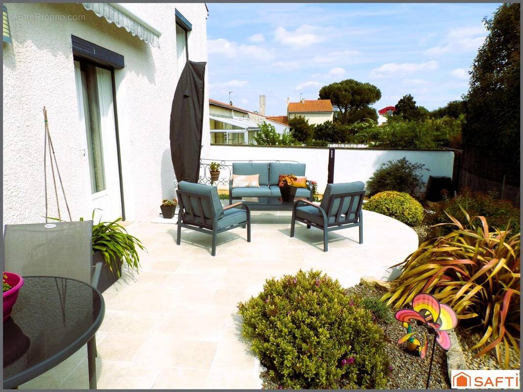 Photo 1 - Maison à LAGORD