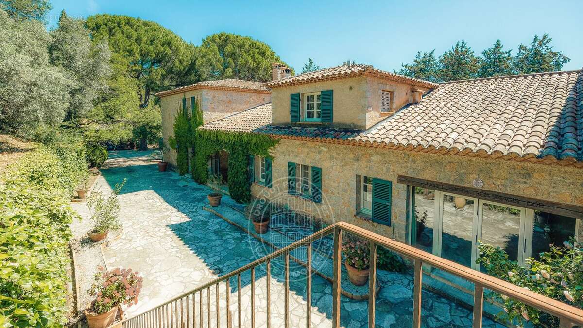 Maison à SEILLANS